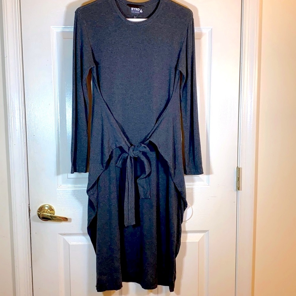 BYRD by TZippy Waltner Long Sleeve Self Tie Waist Gray Midi Dress Size Large